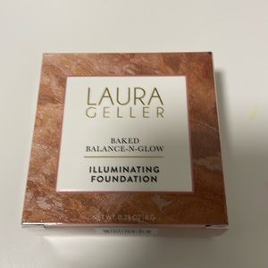 Laura Geller balance & glow foundation🌸